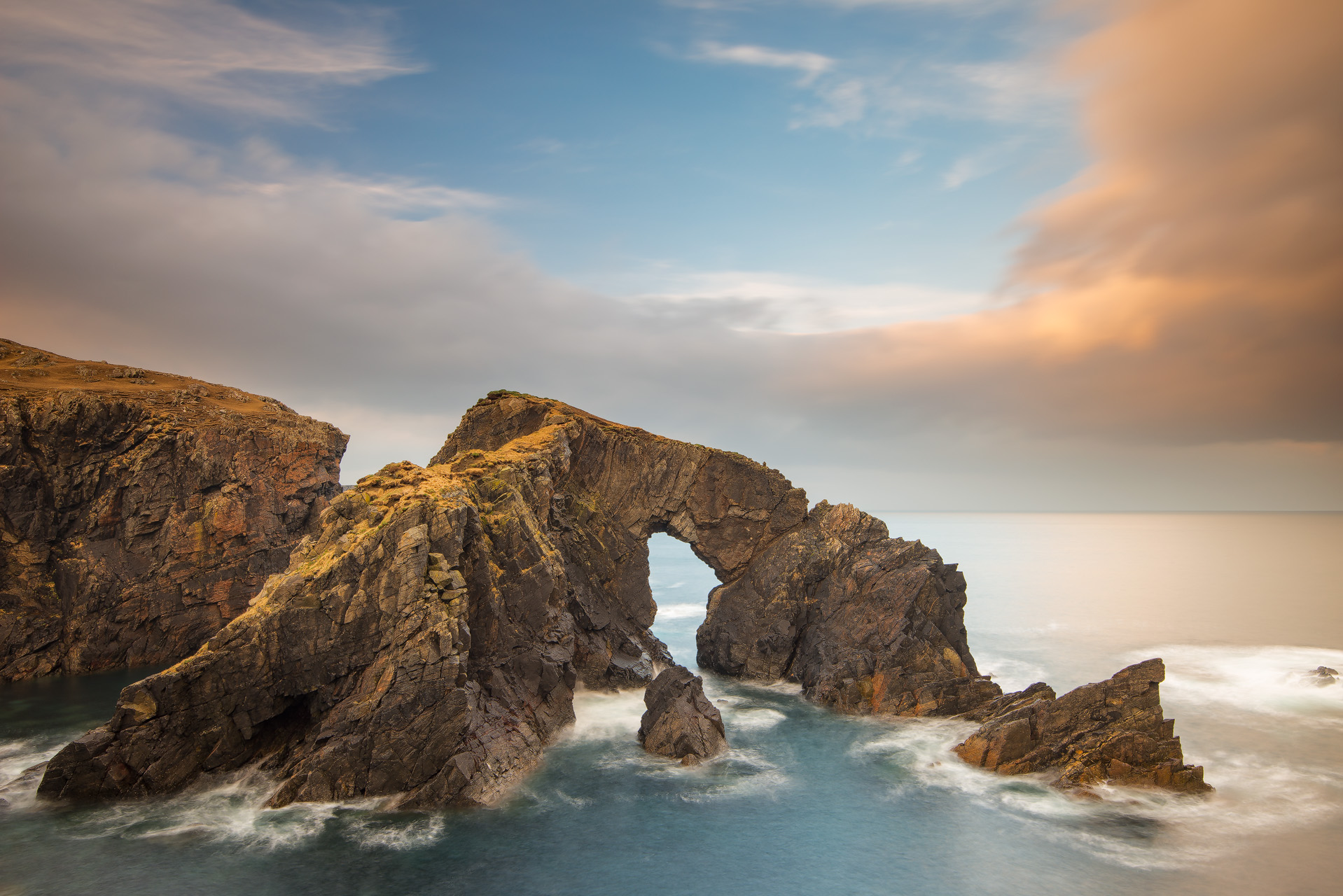 Stac a' Phris Arch, Isle of Lewis (Outer Hebrides, Scotland)